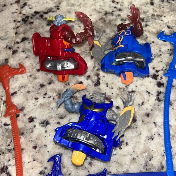 Beywarriors Shogun Steel Beyblade Lot 3 Bey Warriors Battle Hasbro With Ripcords - Picture 2 of 2